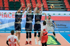 5304DCE4-F00F-4520-80D7-591E58DE1C2A