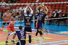 E9C3DC71-33CE-43A5-A1C4-C04569C32CE2