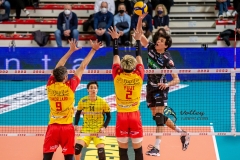 F5926A1F-AF9C-42E1-809D-5036C624DEB7