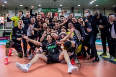 FCBAC9B7-7264-4958-8375-47BF1DB40565