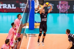 FC179C82-F2FE-4EF0-A2FC-D0C2DCAF1EB0