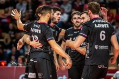 2C4A63F0-D069-42E6-B33D-31F11EE080ED