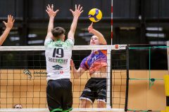 86AD8DDA-795F-44C0-9B3F-874C43B5867B
