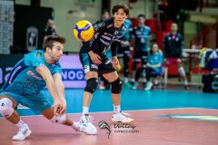 C5FDDF61-7656-400E-824F-095D74993566