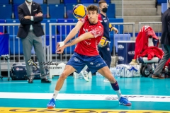 0215EC26-27DF-4A44-93BC-F102D3D31F18