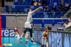 5F723486-2A21-43CC-B706-6E3C621430FF