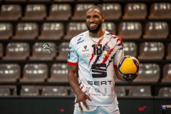 2080B440-A123-4248-A8B2-4B4B7364B807