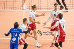 9CC6DE7D-9B31-41E0-9F30-109CF64FD9E4