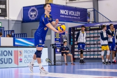 2D0D43D2-419C-49C1-9EE9-28D8C7D14CFB