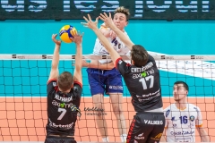 27EFAA55-BADE-499C-9853-6582544CC534