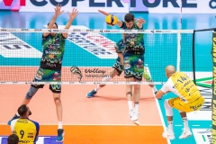 2247AB36-7A05-437B-B1F5-2518137FE7BF