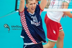 EA9C7CE9-11D4-4FD3-8802-208D3117C302