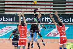 6ED6A541-5EAD-4CAE-B6F4-634BEC41942B