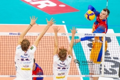 F1751F56-601F-4F1B-8115-BE2E71C33CDC