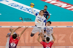 24ACBDC3-13E3-4AF4-8F2B-DE247830E6F6