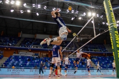 255FE602-94B5-401B-8179-3FE73123DA1A