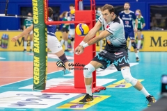 0405081F-847C-41FB-AAB4-72A17CCE81A6
