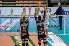 D53CE195-21B6-4470-984C-B9D2BCFF6F56