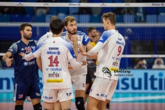 0E6CC9C8-5F80-4E39-B435-D03FA783A54C