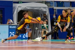 7D9B7063-0668-45B7-AD0A-138F208E8A7A