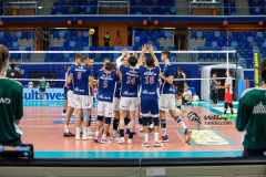 80625785-1656-47B8-B0CD-D4325B3AF0FB