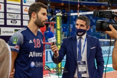 A35C98AF-2B86-400E-8BAB-E0190355A7A0