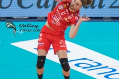 FBC98280-9CAA-40BC-BF2D-E69FE95354D0