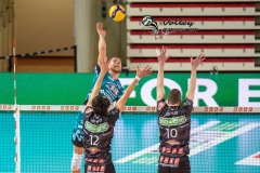DD3ECCB6-5CAE-44A4-810E-EEE89479611D