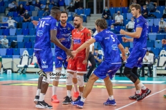 7558C8DC-BBD8-45E4-BB84-59659DF5B237