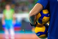 CB94D095-D9BE-4E9B-812A-D02CC1ED7A20
